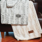 Bordeaux Fur Blanket